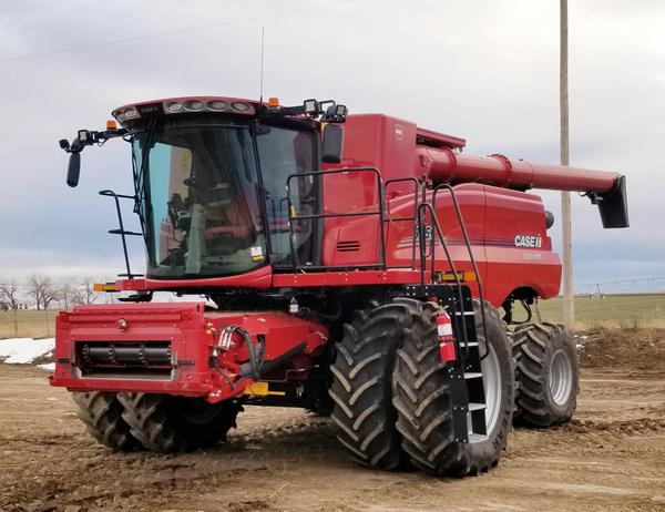 2023 Case IH 8250